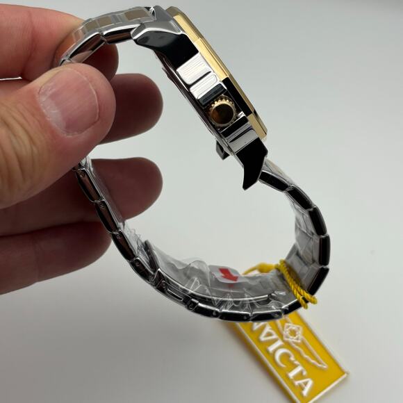 Invicta Speedway 49329 Mens 42mm Two Tone Stainless Steel Quartz Watch BNWT - Picture 8 of 17